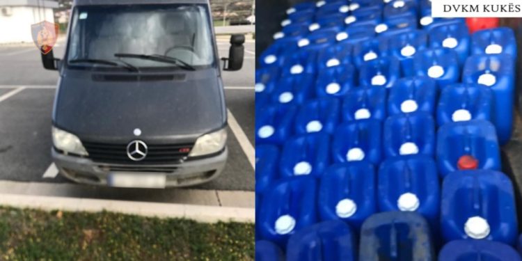 Tentoi të fuste rreth 1.2 tonë naftë kontrabandë në Shqipëri, arrestohet 39-vjeçari