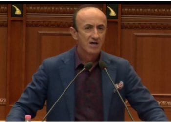 Lapaj mashtrues/”Duan të bëjnë Ramën mbret”/ Sula tregon pse u largua nga nisma “Shqipëria Bëhet”: Ishte një kurth!