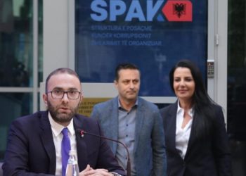 Bardhi: Rama harroi të shpjegojë përfshirjen e Ceno Klosit në listën e PS