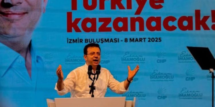 Arrestimi dhe heqja e diplomës së Imamoglu-t/ Mediat e huaja: Përpjekje e Erdogan-it për t’i bllokuar kandidaturën për president