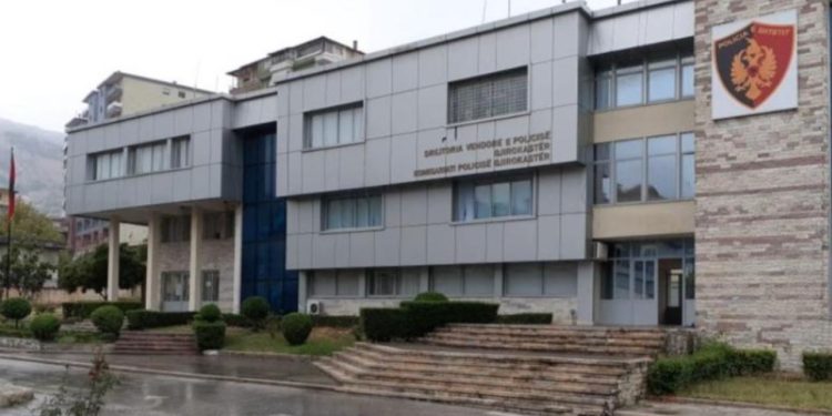 Gjykata e Gjirokastrës lëshon 16 masa sigurie për zyrtarët e OSHEE-së