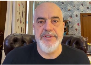 “Flasim për historinë sot, apo sa bëjnë 7×7!” Rama: Më 11 maj fokusohuni te negociatat, jo partitë! 