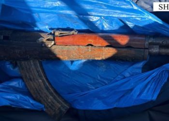 Lëvizte me makinë për të shitur armën e zjarrit, arrestohet 20-vjeçari në Shkodër