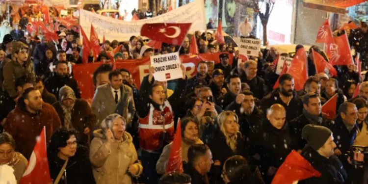“Arrestimi i Imamoglu, pjesë e një goditjeje gjyqësore një mujore ndaj opozitës turke”, DW: Erdogan thotë se nuk do të dorëzohet para protestave!