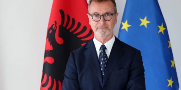 Gonzato: Shqipëria duhet të përshpejtojë reformat për të përfituar nga fondet e BE-së