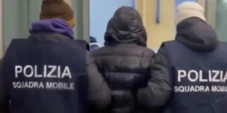 “Paratë e krimit ri-investoheshin në Shqipëri”/ Shkatërrohet organizata shqiptare e narkotrafikut në Itali, 19 persona nën hetim, 5 arrestime