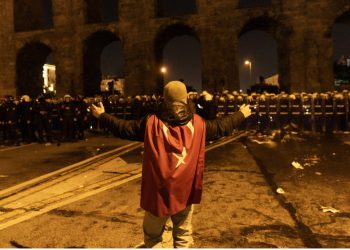 Prokuroria e Stambollit ndalon protestat deri më 27 mars pas mbështetjes për Imamoglu