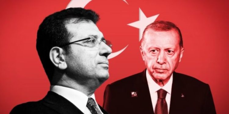 U arrestua pak ditë më parë, rivali i Erdogan del sot para gjykatës, njihet me akuzat