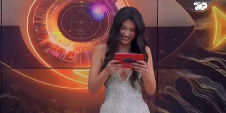Tre “Kuti emergjence” në shtëpi! Ola thyen të parën, çfarë vendimi kishte brenda zarfit