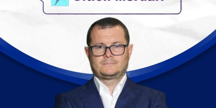 I diplomuar në Romë/ Oltion Merdari, njeriu që e duan të gjithë, kandidati i PD në Berat që do marr vota djathtas dhe majtas