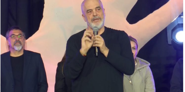 “Keni dëgjuar për Altin Dumanin?”, Rama nga Vlora: A e imagjinoni dot t’i jap urdhër unë prokurorisë, edhe ata kanë lajthitje, por…