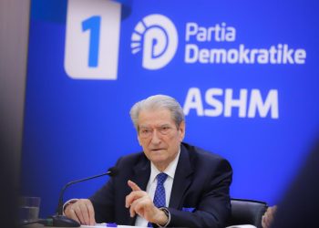 Berisha: Unë u premtoj pensionistëve se të gjitha padrejtësitë ligjore në përllogaritjen e pensioneve do marrin fund brenda 3 muajsh