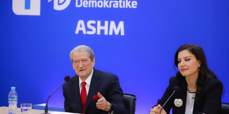 Berisha: Rama urdhër krimit të mbledhë votat, Suelit në Elbasan i ka kërkuar vota për Sarën, në Durrës nipi i Pojës dhe Gjushi takime me malavitën