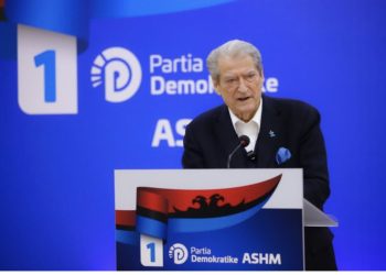 Berisha i përgjigjet Ramës: Blinken është sot non-grata në vendin e tij, skandali McGonigal nuk mbyllet kurrë