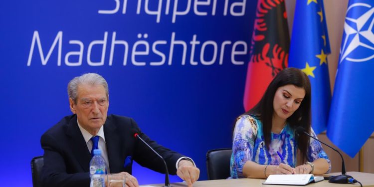 Berisha: Vrenozi është stari i kësaj fushate sepse përfaqëson qytetarin me hallet e tij, por që nuk shitet