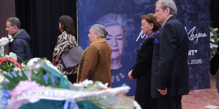Homazhet për Margarita Xhepën/ Berisha: Do të mbetet e gjallë në memorien e artit dhe kulturës shqiptare