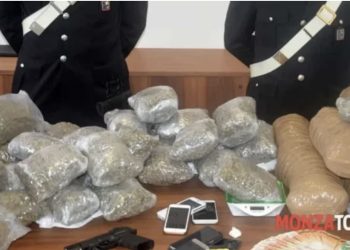 Megaoperacion antidrogë në Itali/ Sekuestrohen 80 kilogramë drogë, nën hetim 71 persona, mes tyre edhe dy shqiptarë