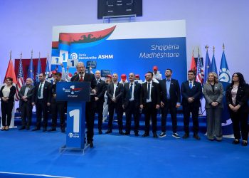 Berisha nga Pogradeci: Çmimi i naftës do ulet me 40%, do dyfishohet buxheti për shëndetësinë, arsimin dhe bujqësinë