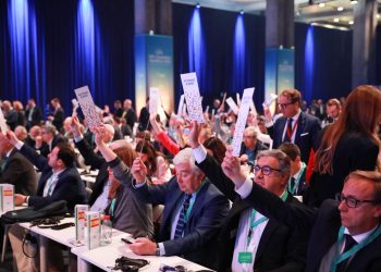 PPE miraton unanimisht Rezolutë Urgjente: Zgjedhjet dhe demokracia në Shqipëri janë të kërcënuara nëse nuk ndërhyjnë BE dhe institucionet e tjera