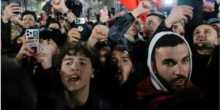 DW: Kosova në pritje të formimit të institucioneve të reja