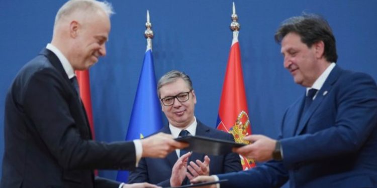 Serbia ‘hakmerret’ ndaj aleancës Shqipëri-Kosovë-Kroaci/ Nënshkruan marrëveshjen në fushën e mbrojtjes me Hungarinë, Vuçiç: Marrëdhëniet tona janë më shumë se të mira…