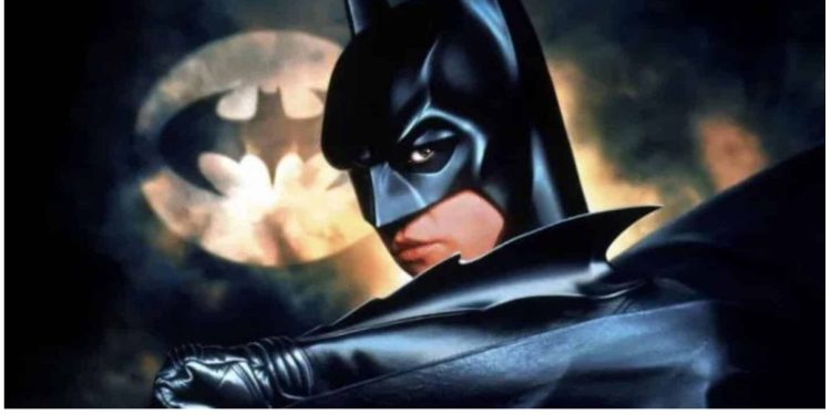 Ndërron jetë në moshën 65-vjeçare ylli i “Batman” dhe “Jim Morrison”