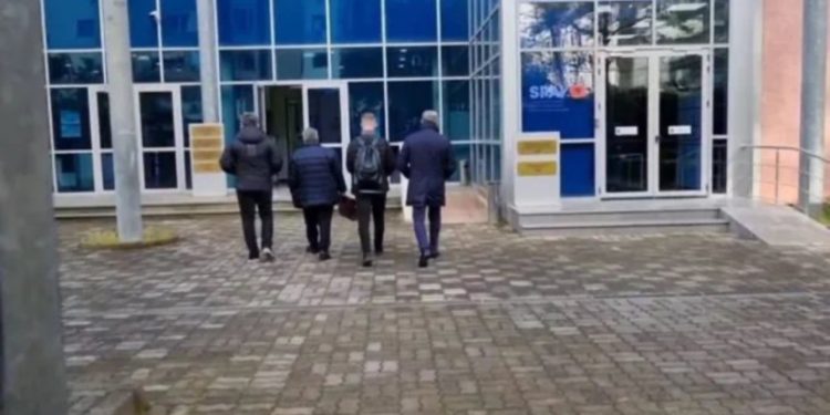 I pandehur nga SPAK, Bardh Spahia paraqitet në GJKKO!