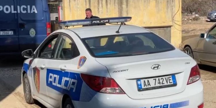 Detaje nga shpërthimi me lëndë plasëse në Tiranë/ Tonin Qafës i është vrarë i vëllai, nipat e tij dyshohet se janë të përfshirë në trafikun e drogës