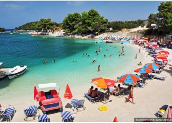 Bregdeti/ Raporti i KLSH: Nuk ka strategji për menaxhimin e integruar, plazhet publikë s’kanë përparësi