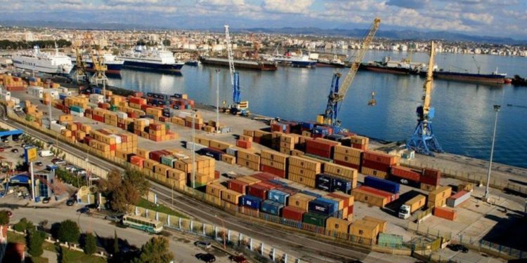 Analiza: Tarifat e SHBA-së mund t’u kushtojnë eksportuesve të paktën 7 milionë euro në vit