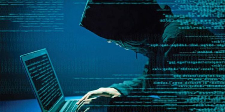 Nga hakerimi i faqes së Parlamentit e deri te SHISH, kush është 15-vjeçari nga Vlora që theu dhe bllokoi sigurinë e faqeve shtetërore