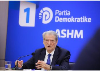 Intervista e Liri Berishës/ Berisha: Jam në konflikt të plotë interesi, kam një adhurim të pafund për të