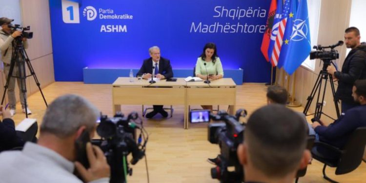 “Olsi i Altin Hajrit është Ulsi Manja”/ Berisha: Kurthet për përgjimin e Erion Veliajt janë makbethiane
