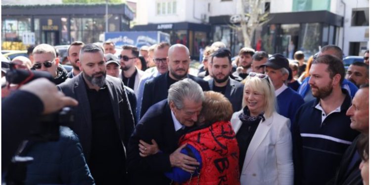 “Në 11 maj të gjithë bashkë”/ Berisha: Do rikthejmë edhe njëherë shpirtin e iniciativës së shqiptarëve