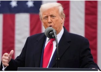 “Mbahuni fort, nuk do të jetë e lehtë”, Trump thirrje amerikanëve pas hyrjes në fuqi të tarifave: Është një revolucion ekonomik dhe ne do të fitojmë!