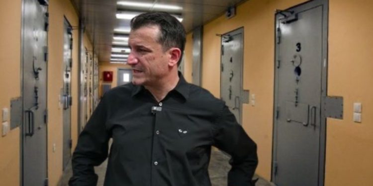 Përgjimet/ Çfarë u kërkonte Veliaj avokatëve të tij: Kemi vetëm një ditë kohë, ndryshe do ngel në burg për shumë kohë