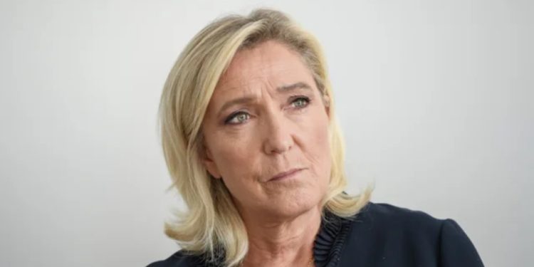 “Ky nuk është vendim ligjor, është vendim politik”/ Le Pen denoncon vendimin e marrë për dënimin e saj: Shkel sundimin e ligjit dhe demokracisë