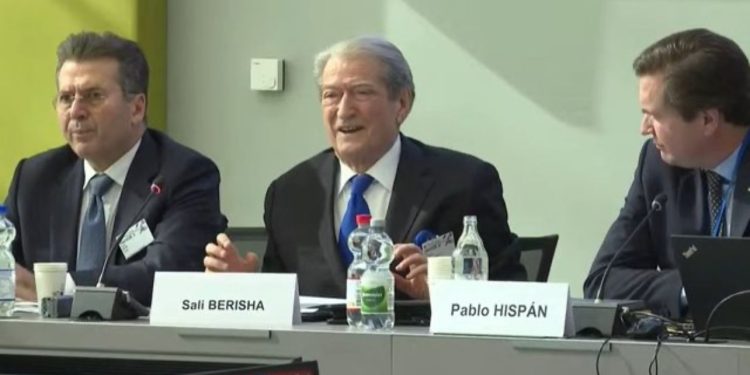 Mori leje për të mos u paraqitur sot në SPAK, Berisha merr pjesë në mbledhjen e PPE në Strasburg