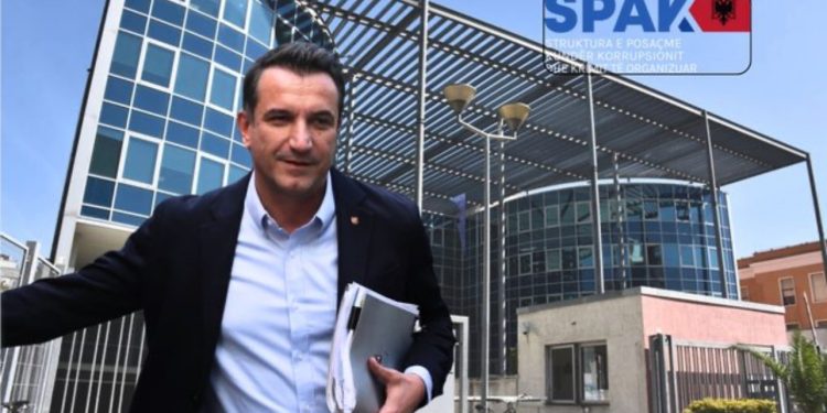 Humbet mandatin e kryetarit të Bashkisë Tiranë?! Erion Veliaj zyrtarisht banor i Bashkisë Durrës