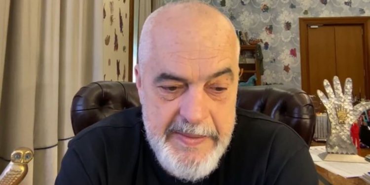 “Kandidatët e një subjekti të ri politik më bënë sulm të organizuar në faqen time”, Rama: Kush nuk përballon humorin dhe satirën nuk duhet të merret me politikë