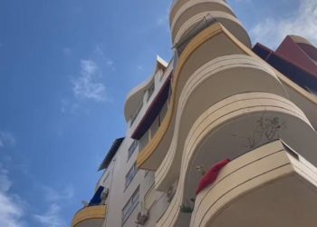 Tragjike në Vlorë, burri i jep fund jetës duke u hedhur nga kati i 6-të