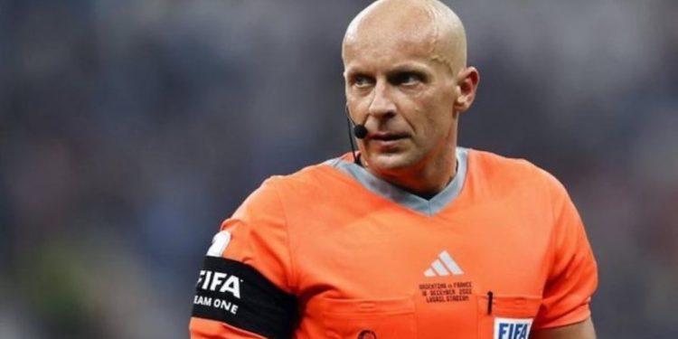 Risi nga FIFA, gjyqtarët me kamera trupore në Kupën e Botës për Klube
