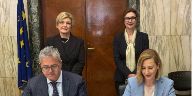 Nis zbatimi nga muaji qershor 2025, Shqipëria firmos në Romë marrëveshjen administrative për zbatimin e marrëveshjes kuadër për pensionet me Italinë
