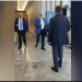 Drejtuesi i fushatës së Partisë Demokratike, LaCivita, mbërrin në Rinas, pritet nga Mediu