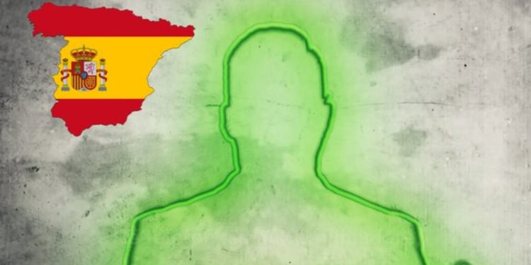 Filloi punë si saldator, i riu e gjen vetën në një parcel me lëndë narkotike