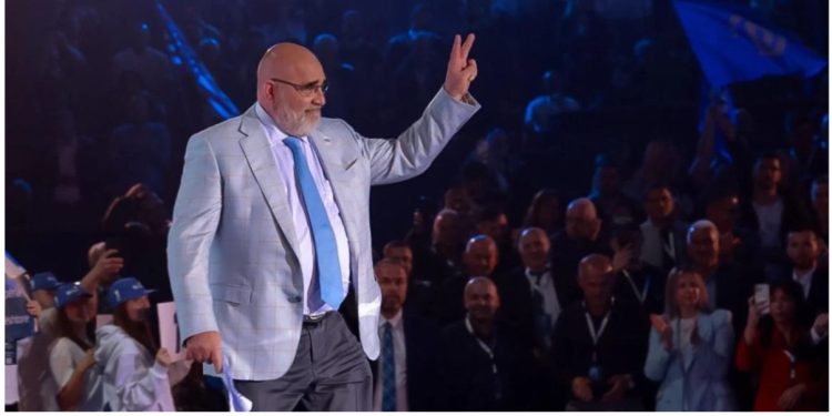 Programi i PD-së/ Chris LaCivita krahason Berishën me Trump dhe Regan: Ka një plan të vërtetë për të ulur taksat dhe kostot e familjeve