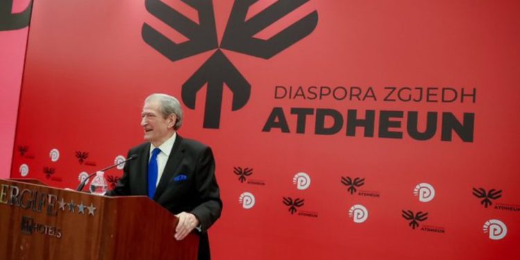 Fushata elektorale në diasporë, Berisha zhvillon sot takim me shqiptarët në Brescia të Italisë