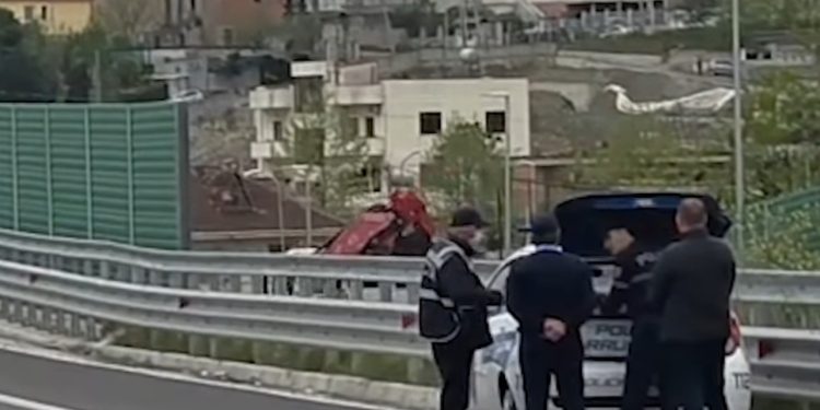 Aksidenti i rëndë në Unazën e Madhe, humb jetën një këmbësore, tjetra në spital