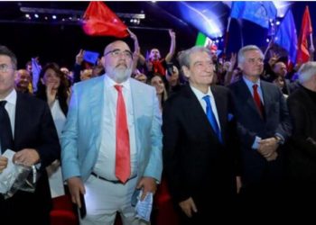 Kush është strategu tjetër i fitores së Trump në 2016, sot në krah të Berishës