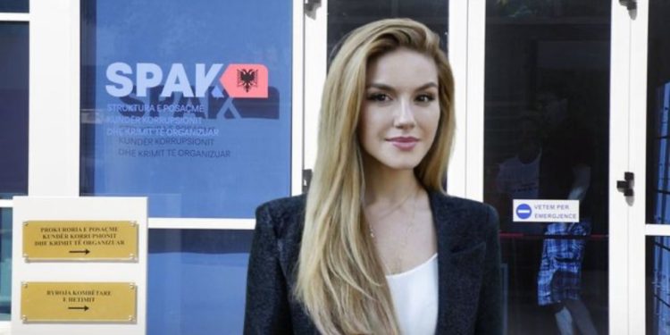 Kërkoi heqjen e sekuestros së celularit, Apeli i GJKKO “rrëzon” Ajola Xoxën